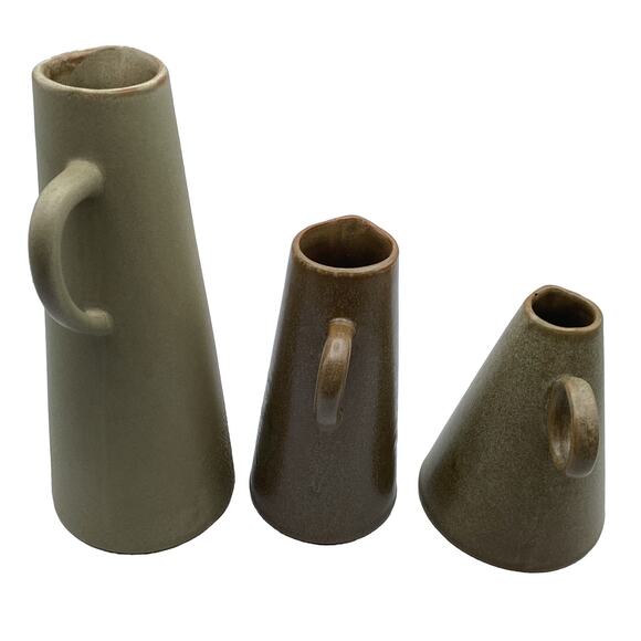 Set of 3 Stoneware PItchers & Pine Wood Tray from Creative Co-Op (DF6574) New - Picture 7 of 10